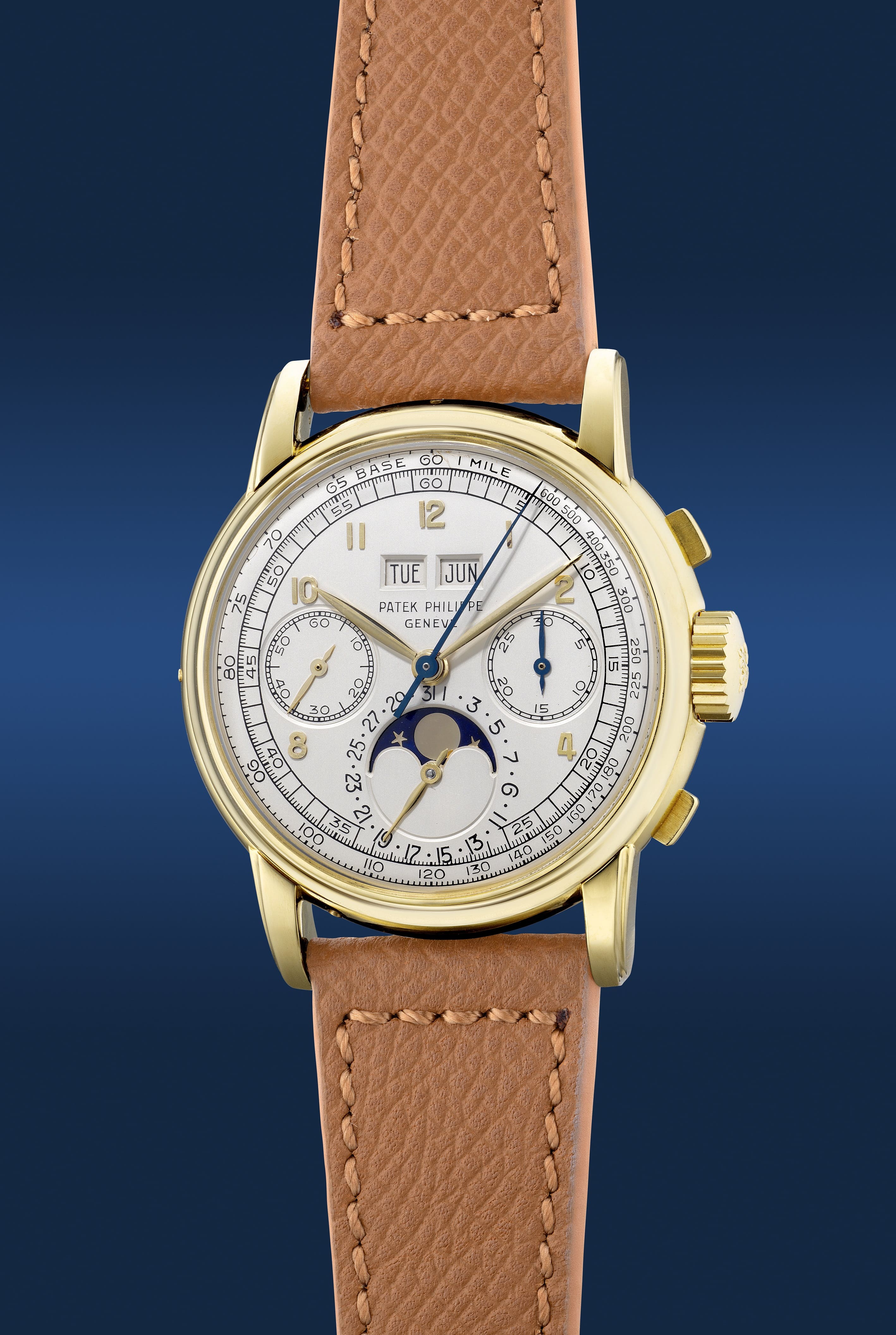 858 Patek Philippe Reference 2499 in yellow gold