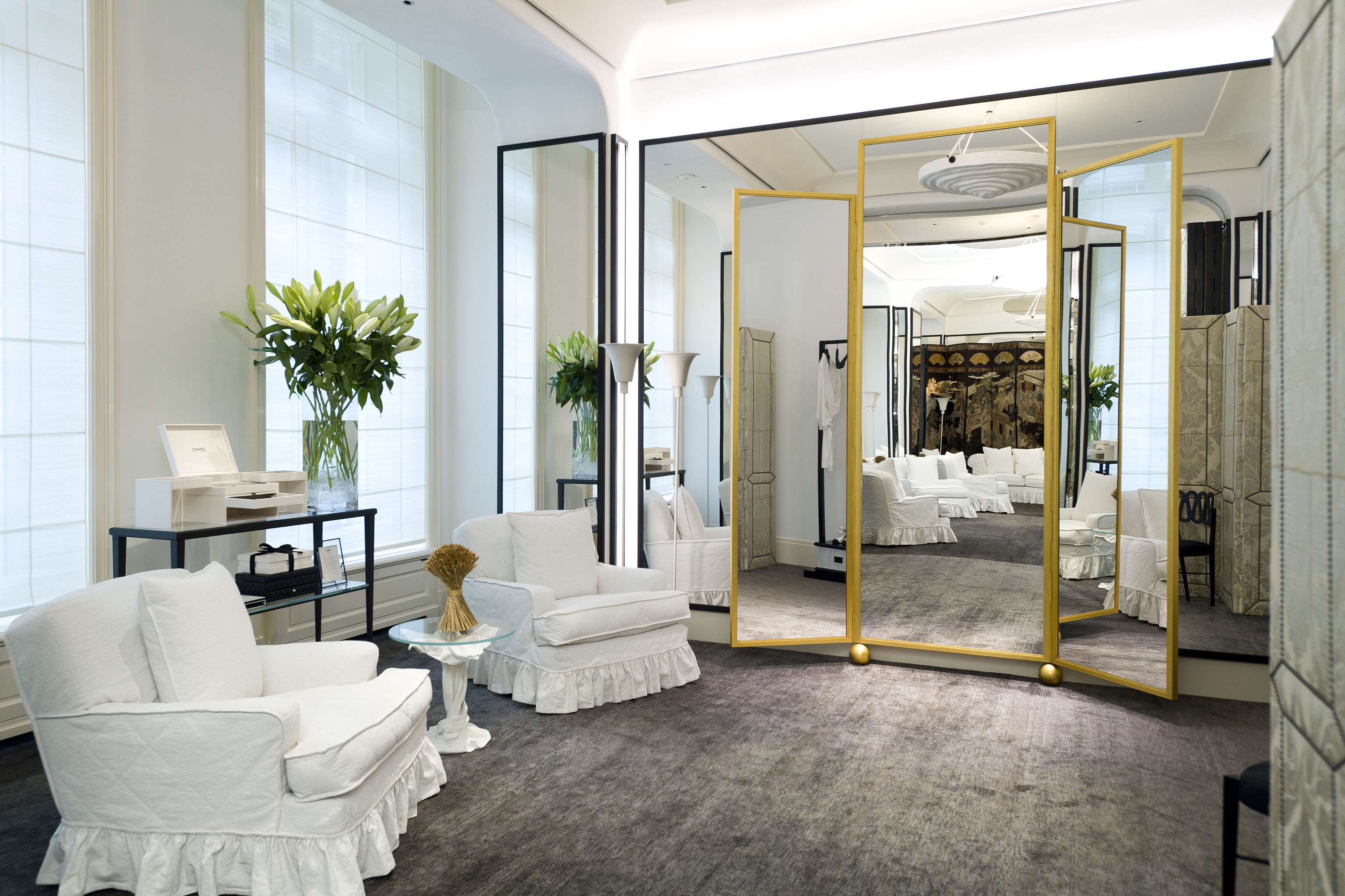 Chanel Haute Couture Salon Cambon by Jacques Grange2
