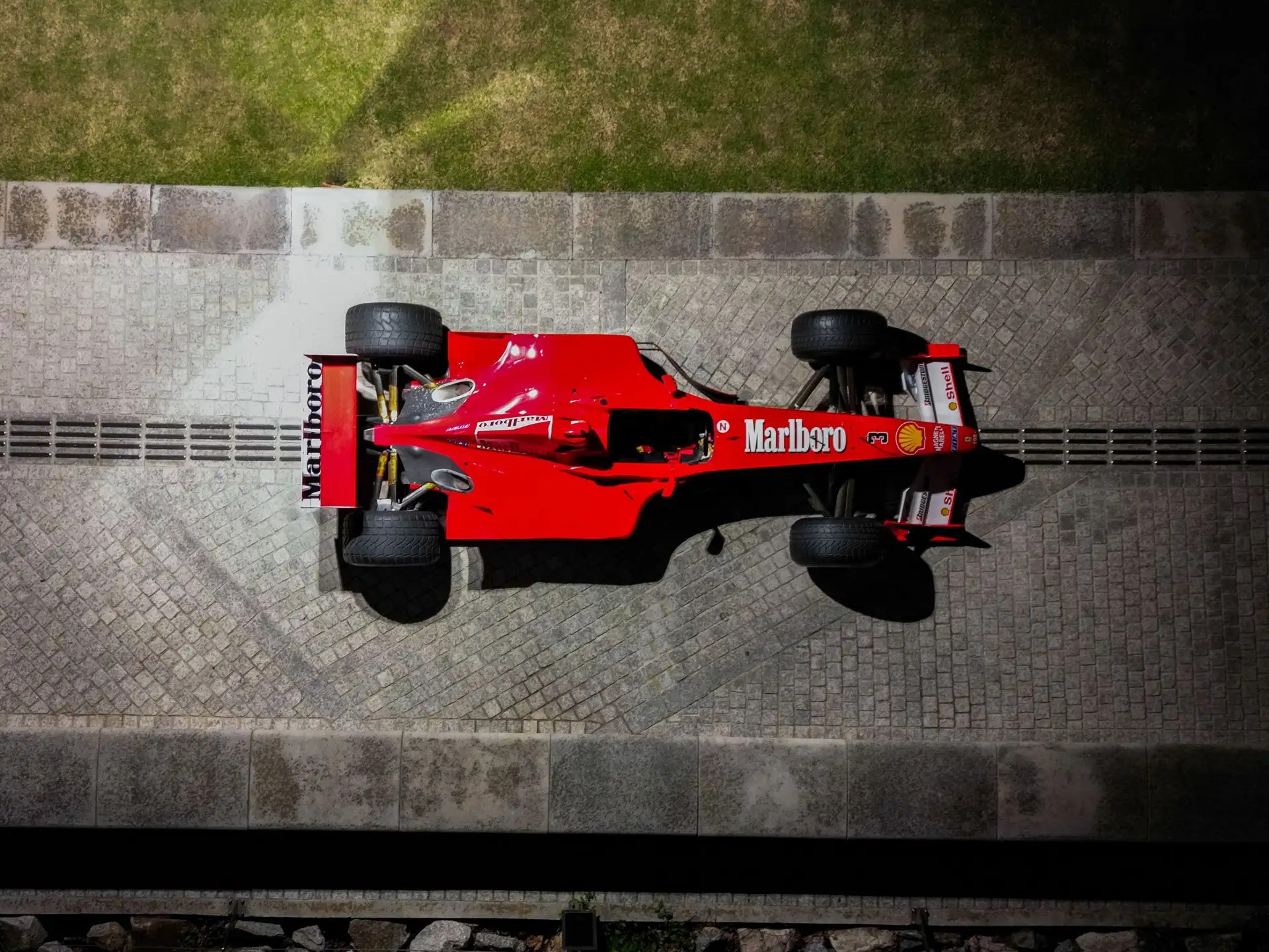 Ferrari F1 2000 5
