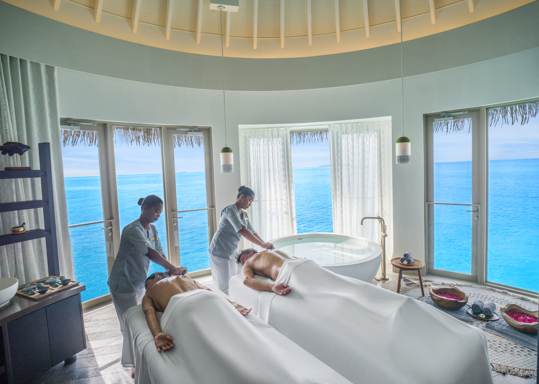 InterContinental Maldives AVI Spa Couple Treatment