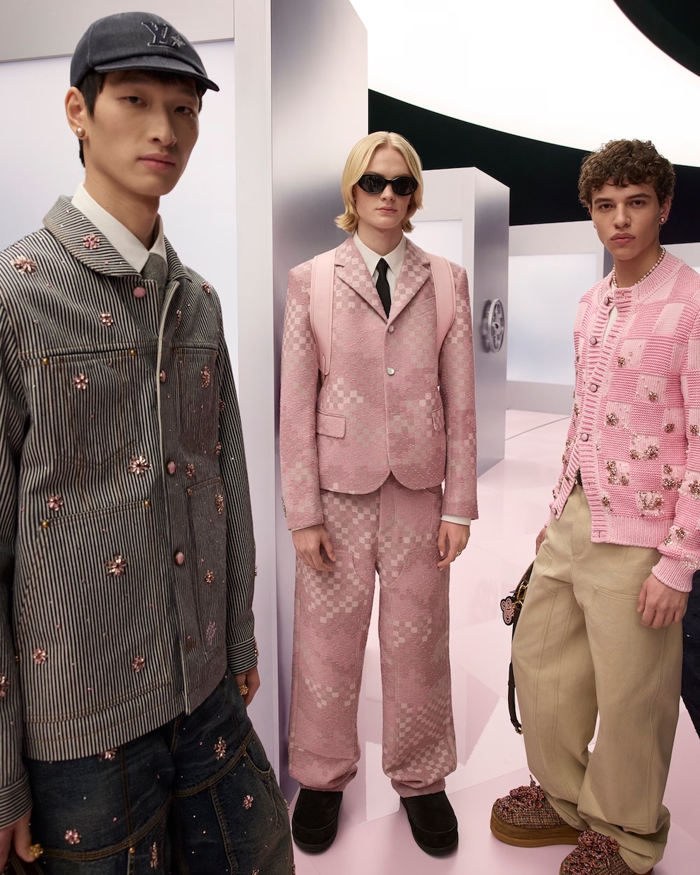 MEN FW25 SHOW KEYLOOK ON SET VISUALS LOOK 021 0210 LV COM DII 1600x2000