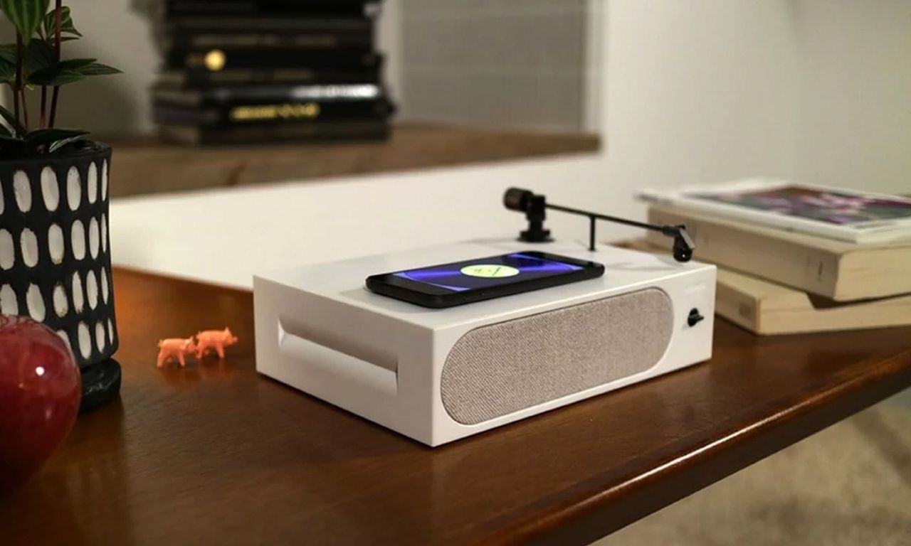 TurnT Speaker and Turntable by Yamaha 1