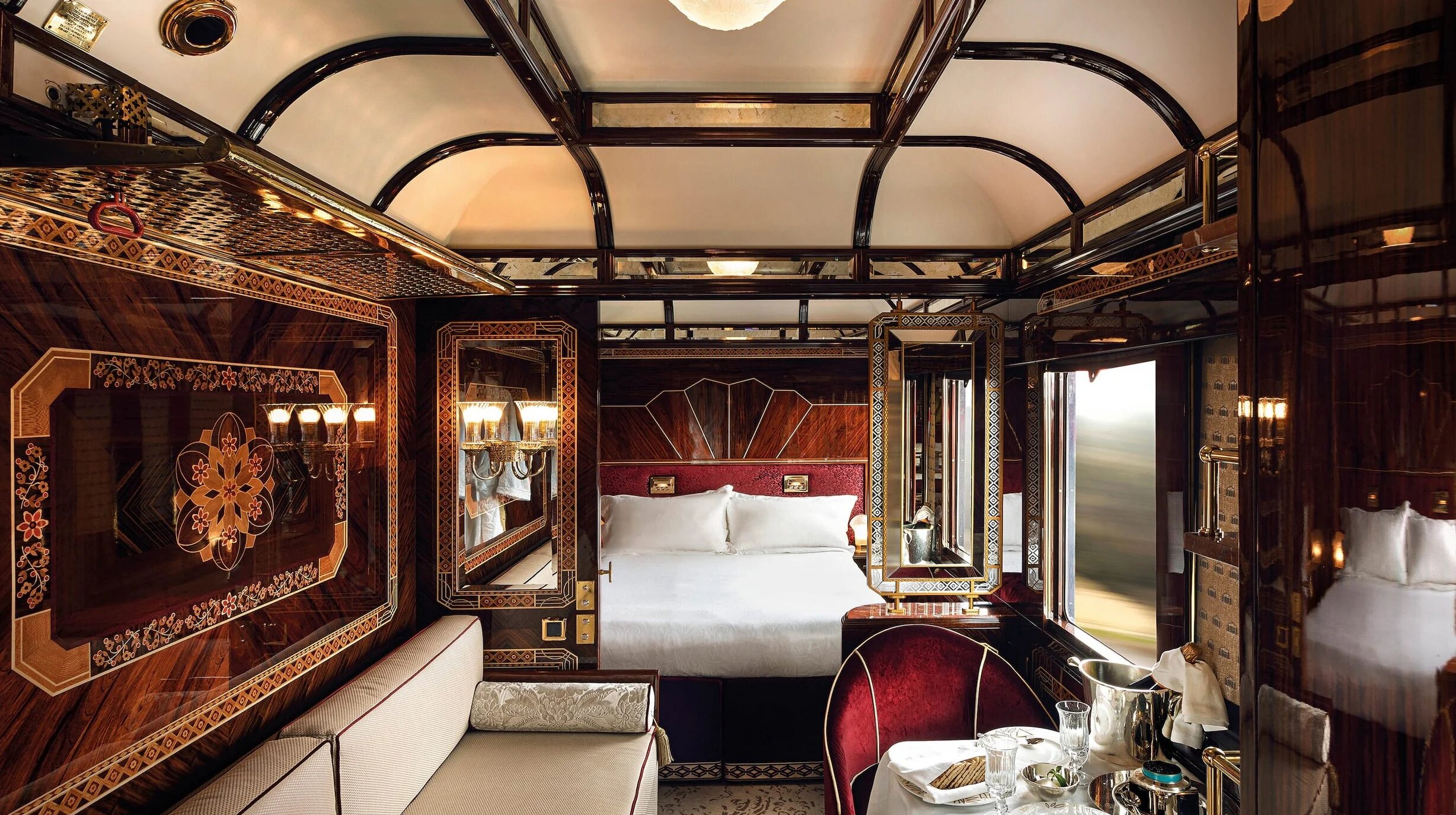 Veuve Clicquot Venice Simplon Orient Express 7