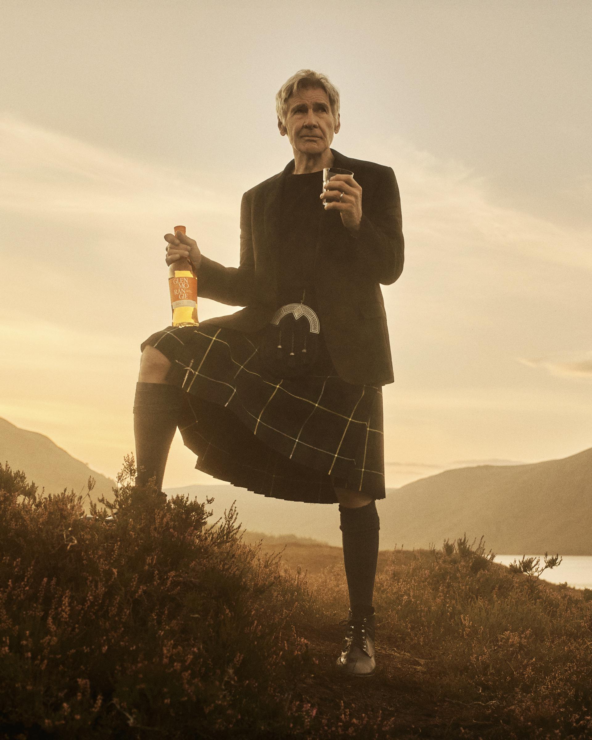 Z6N 0ZbqstJ9 QlK Harrison KV Kilt Mountain Stance