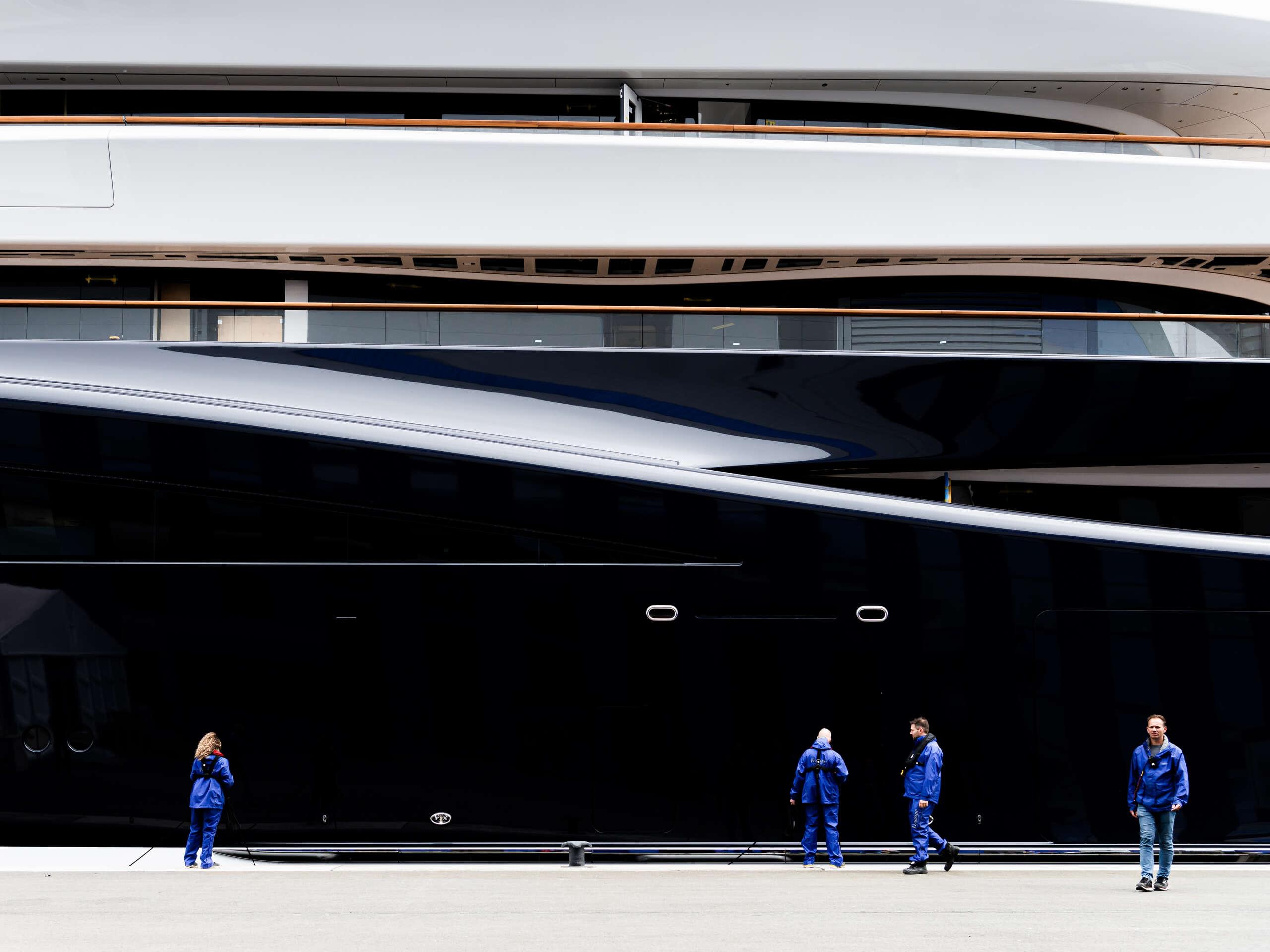 feadship 821 exterior 014