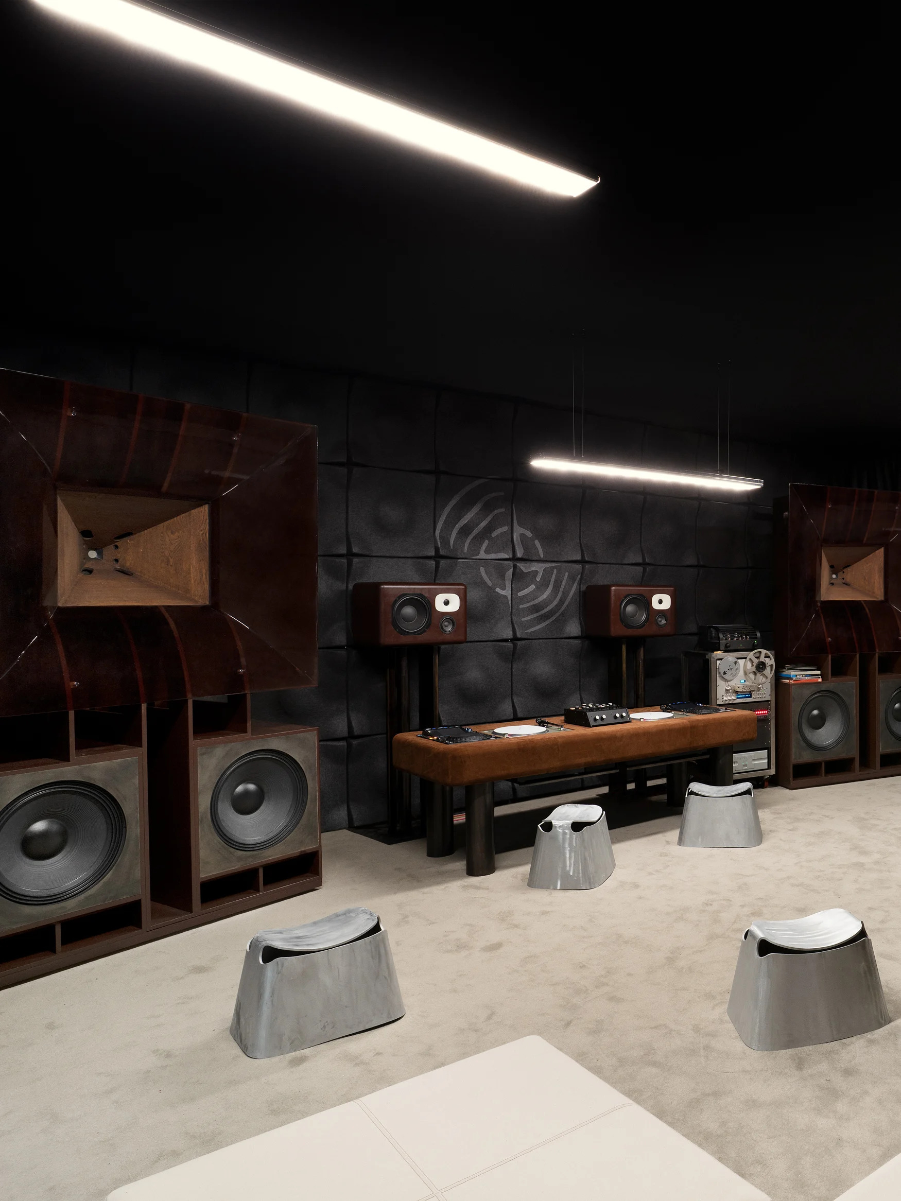 flp design week capsuleplaza 25 DSC0985 2 3X4 10 04 25