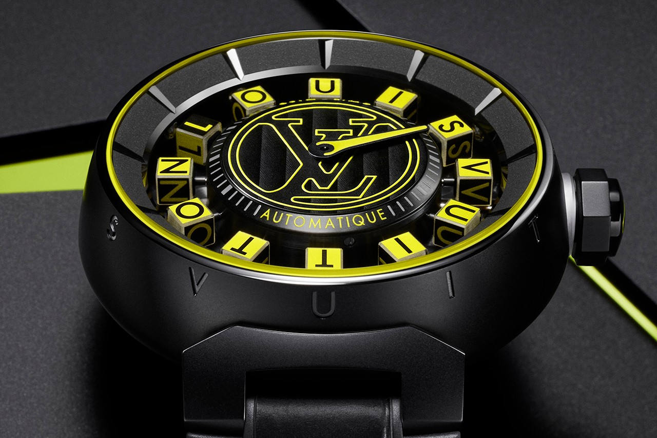 louis vuitton lights up tambour spin time air quantum 02