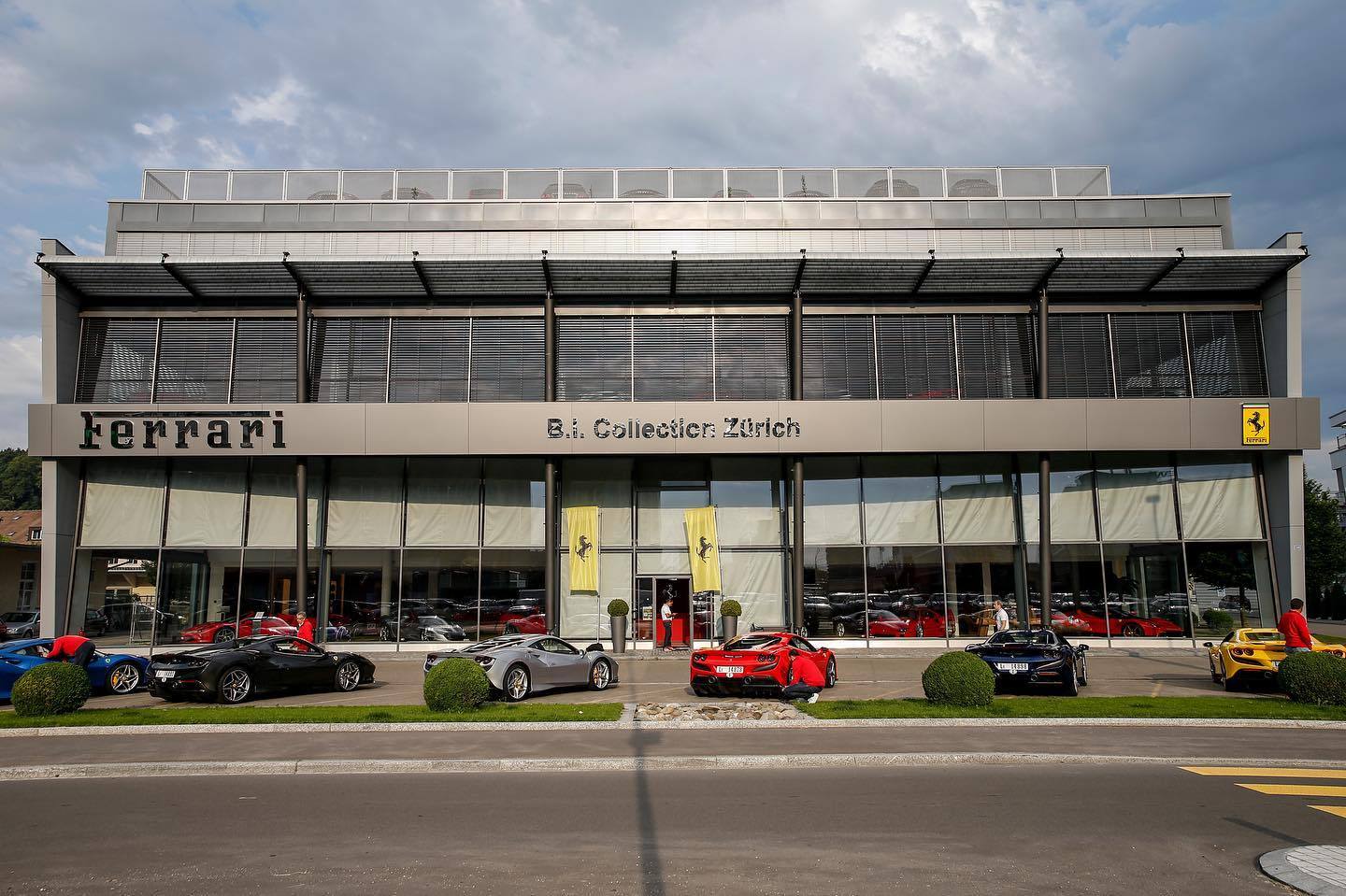 the ferrari dealership zurich 3